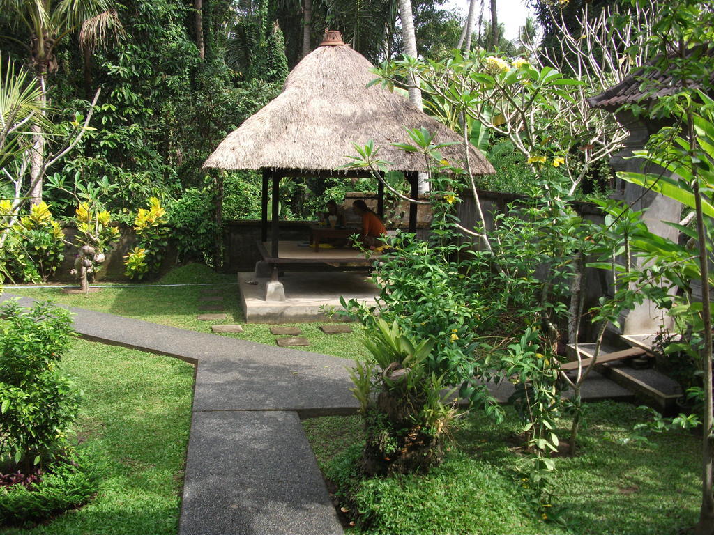 Coco Alami Guest House Ubud Exterior foto